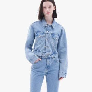 Women’s Cropped Denim Jacket – Light Blue Classic Wash